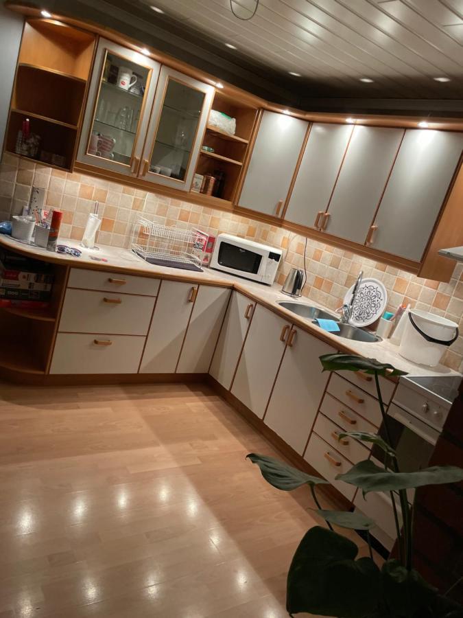 Little Adorable Red Villa คิรูนา ภายนอก รูปภาพ